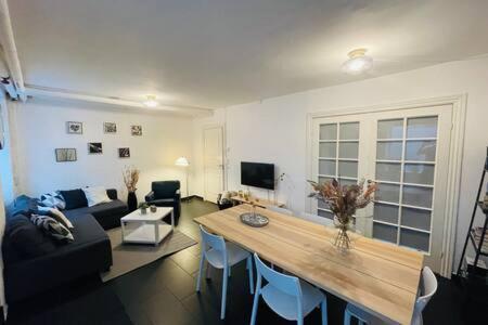 2 Bedroom Flat In Heart Of Vesterbro Copenhagen Exterior photo